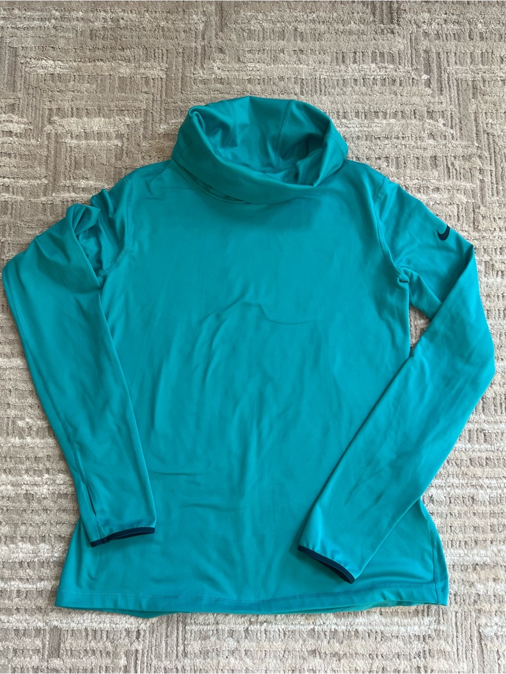 Nike Pro Hyperwarm long-sleeve top cozy cowl neck Thumbholes Sz Large